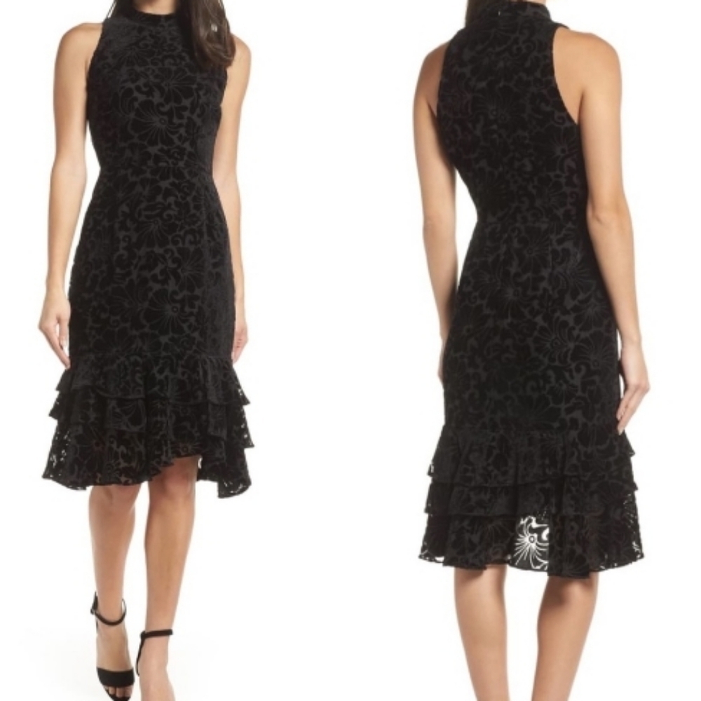 Chelsea 28 Burnout Black Velvet Sheath Dre…